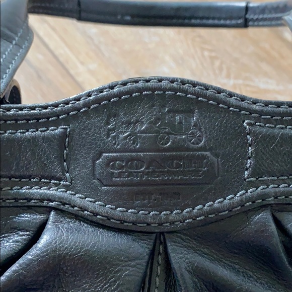 Coach purse - Picture 3 of 3